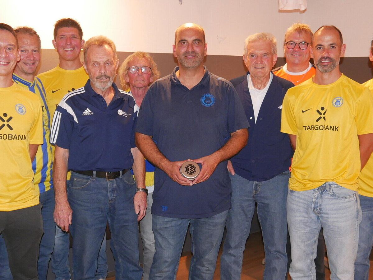 80 JAHRE FUSSBALL